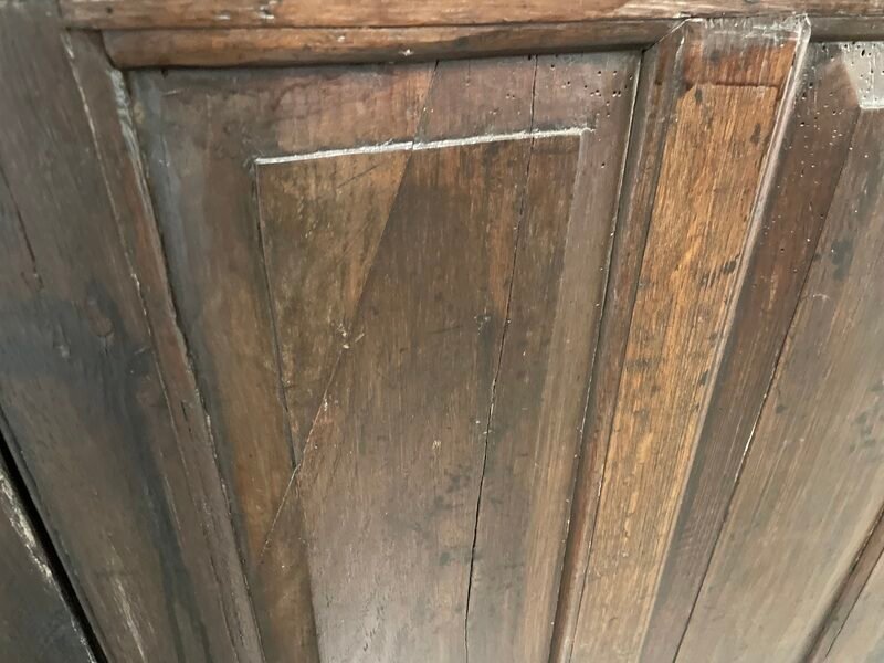 Antica Credenza in Legno Scuro a 2 Moduli — foto 4