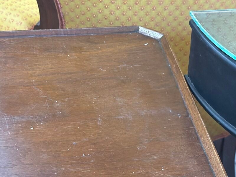 Antico Tavolino da Lavoro in Legno Scuro con 1 Cassetto — foto 4