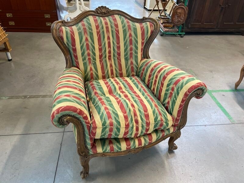 Poltrona in Legno con Stoffa a Righe Beige/Verde/Rosso — foto 2