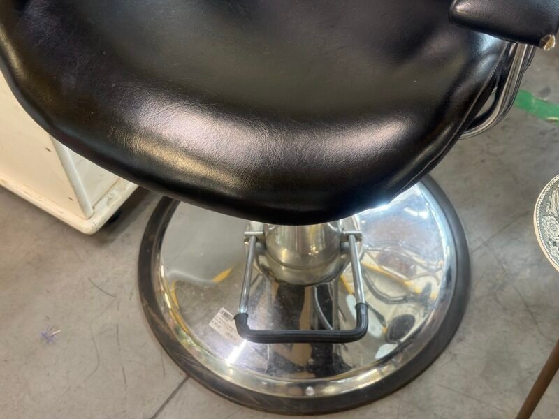 Poltroncina da Barbiere Nera Regolabile ID Italian — foto 2