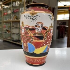 Vaso Cinese con Personaggi in Ceramica Rossa/Bianca/Dorata