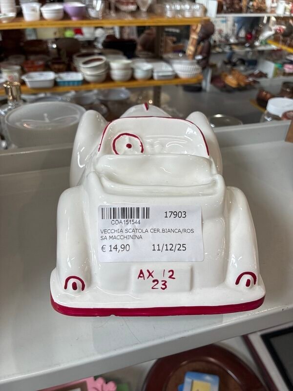 Vecchia Scatola Ceramica Bianca/Rossa con Macchinina — foto 4