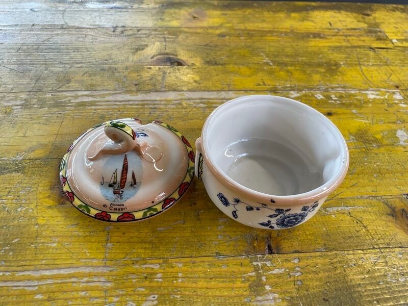 Zuccheriera Vintage in Ceramica Beige Ricordo di Calabri — foto 2