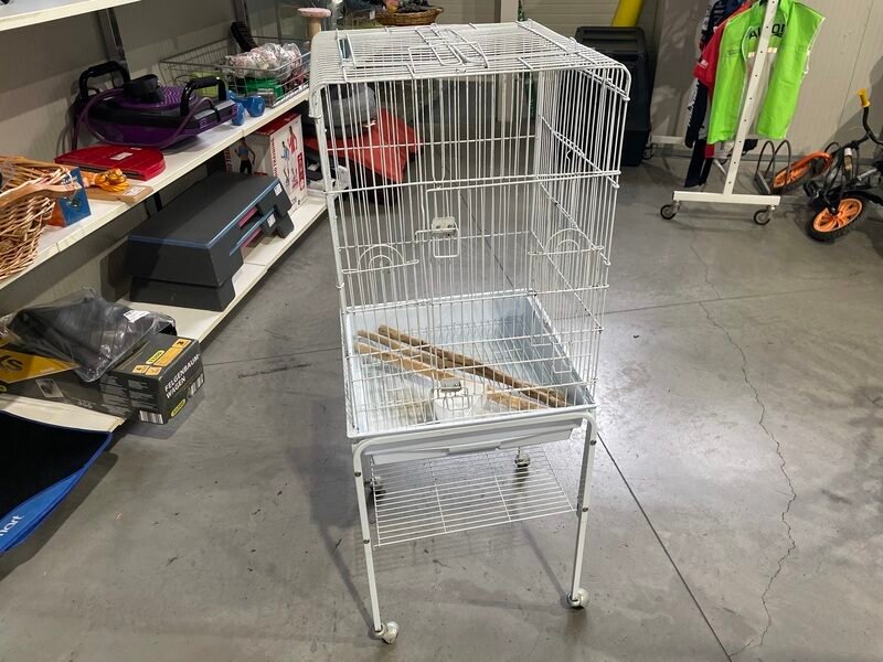 GABBIA VOLIERA CON PIEDISTALLO E RIPIANO MET.BIANCO - immagine 4