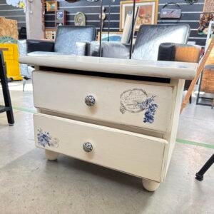 Piccola Cassettiera Shabby Chic