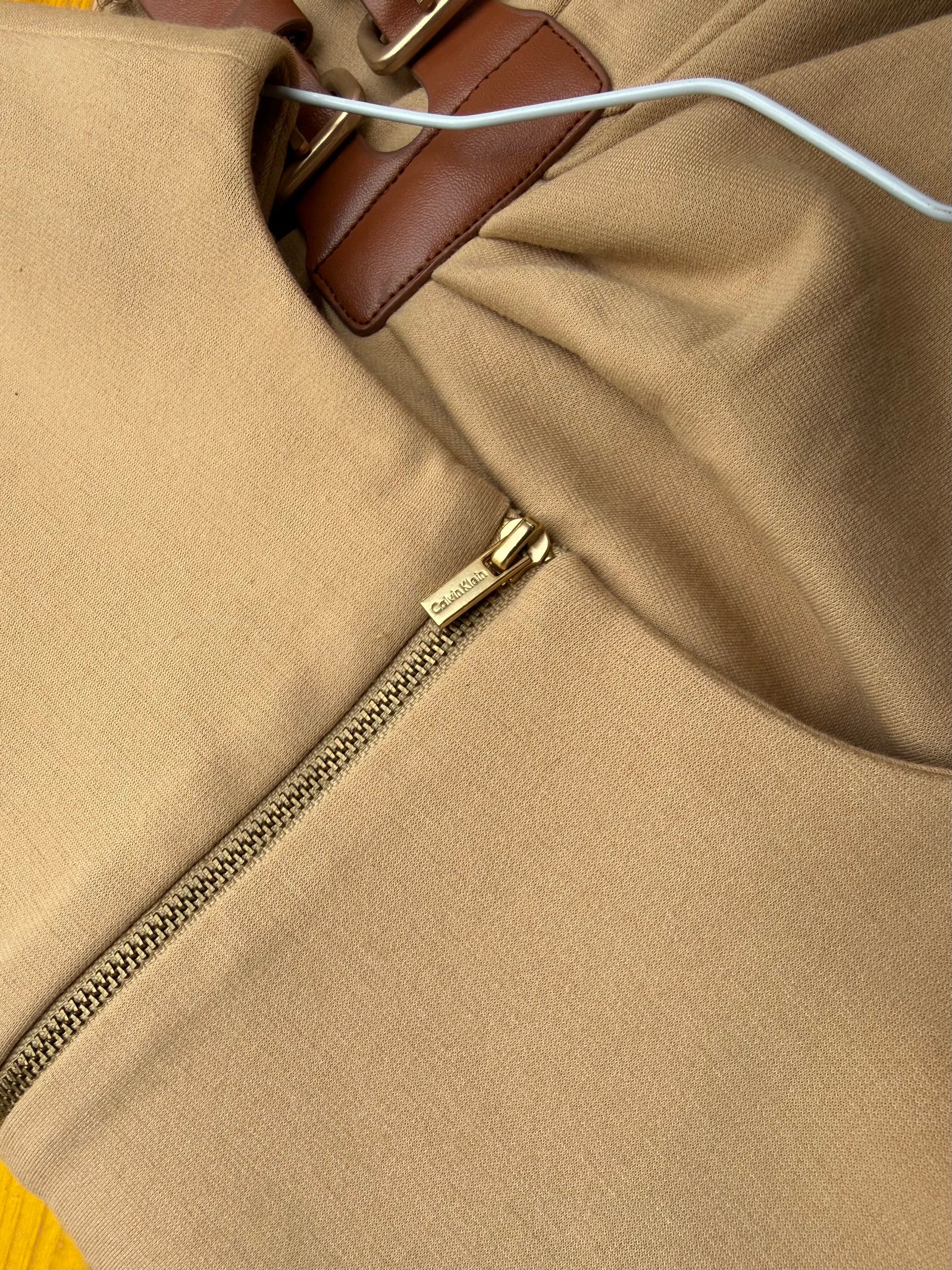 Abito Maglina Beige con Cintura Fianche Marrone Calvin Klein - immagine 4