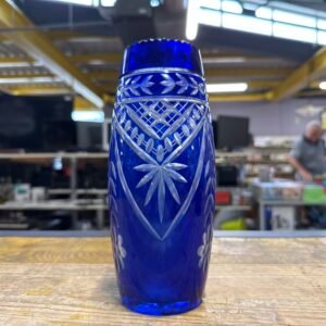 Vaso Cristallo Blu Molato con Foglie